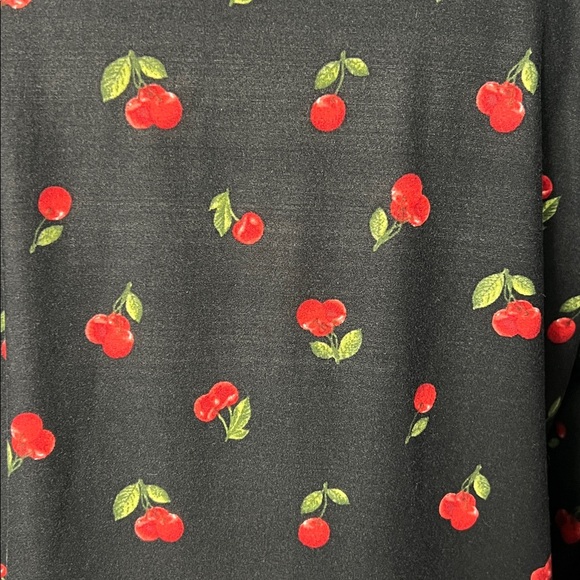 GILLI Cherry Print on Black Open Tie Slit Sleeve Boatneck Top - MED - Picture 10 of 13